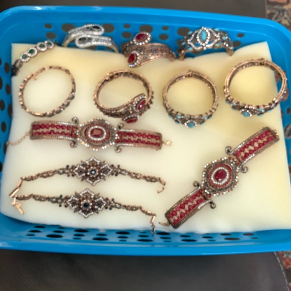 Bracelet - Picture 3 of 6